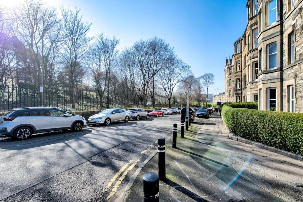 Holyrood Park Main Door Apartment Edinburgh Exteriér fotografie